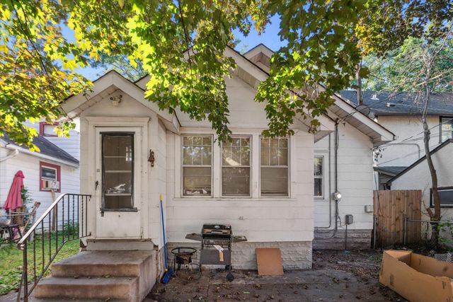 1185 Reaney Avenue, Saint Paul, MN 55106