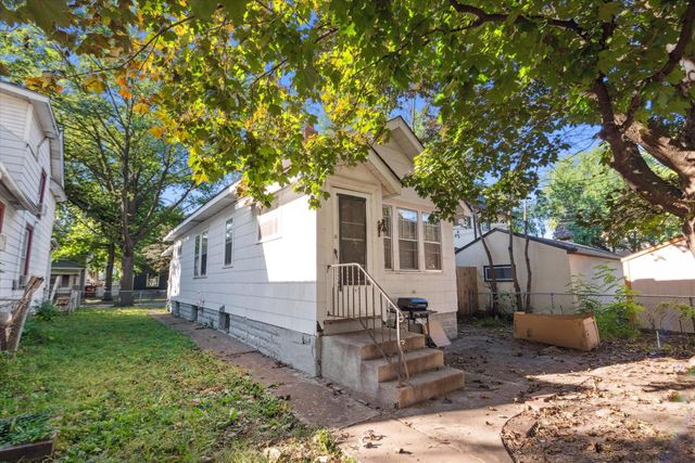 1185 Reaney Avenue, Saint Paul, MN 55106