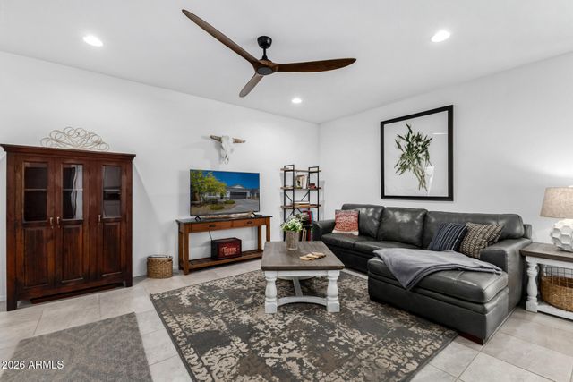 1132 W DEL MONTE Place, Casa Grande, AZ 85122