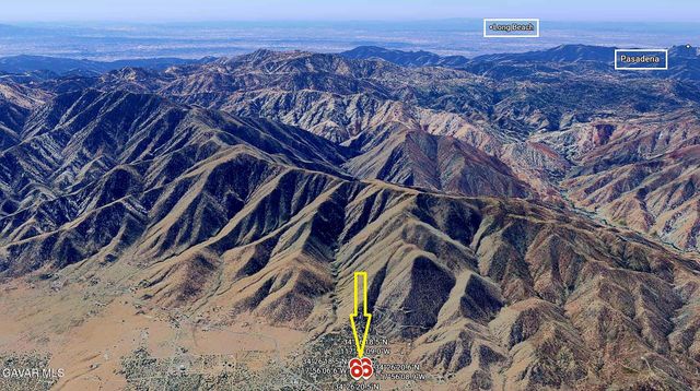 29500 106th St E, Juniper Hills, CA 93543