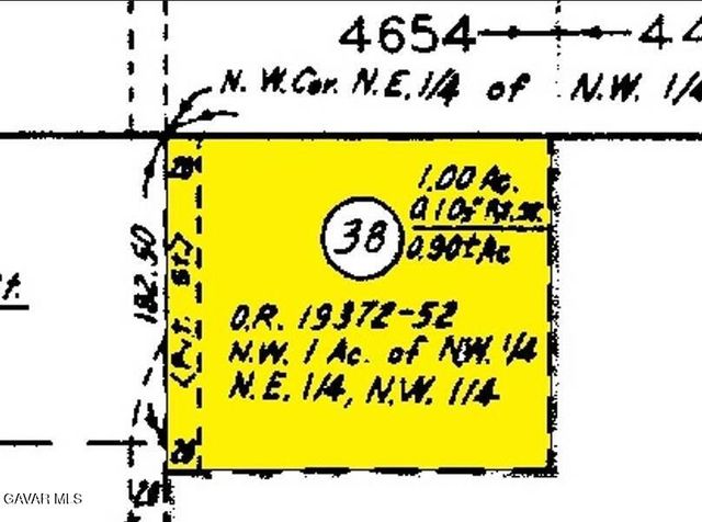 29500 106th St E, Juniper Hills, CA 93543