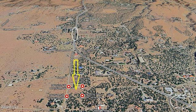 29500 106th St E, Juniper Hills, CA 93543