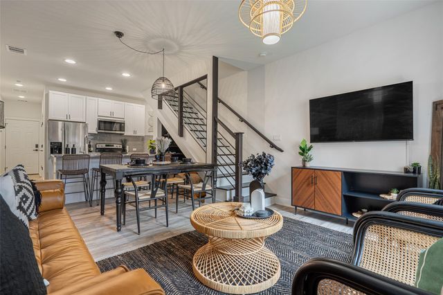 21202 Boggy Ford RD 6, Lago Vista, TX 78645