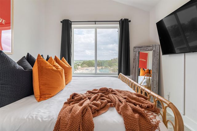 21202 Boggy Ford RD 6, Lago Vista, TX 78645