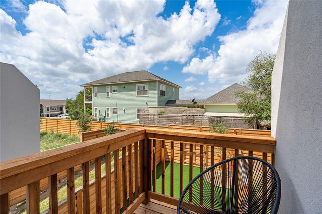 21202 Boggy Ford RD 6, Lago Vista, TX 78645