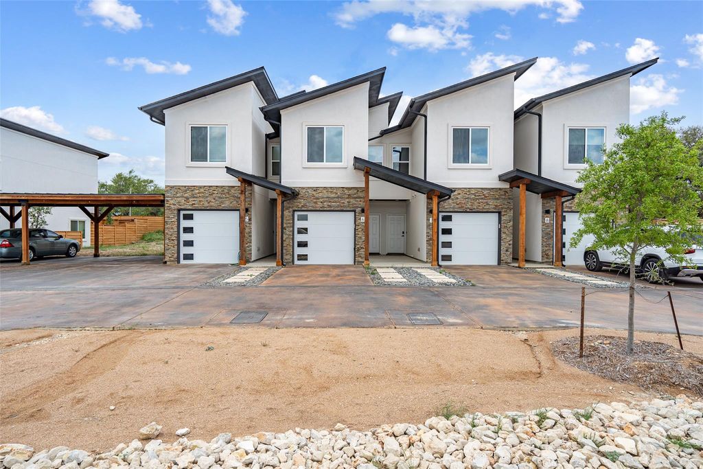 21202 Boggy Ford RD 6, Lago Vista, TX 78645