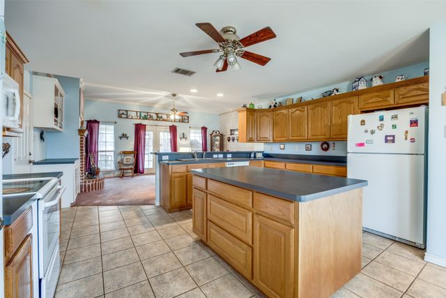 32 Brink Drive, Denison, TX 75021