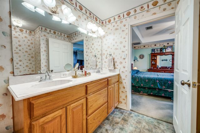 32 Brink Drive, Denison, TX 75021