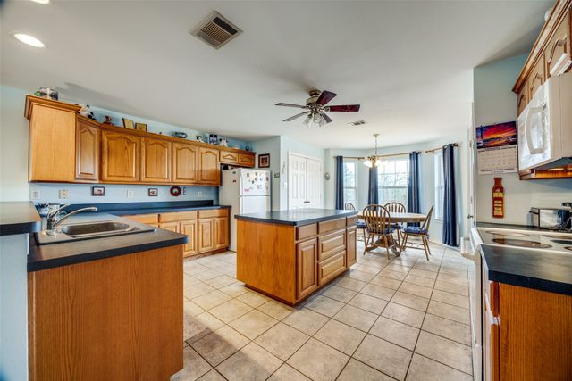 32 Brink Drive, Denison, TX 75021