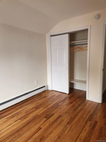 11623 196th Street 2nd Floor, Saint Albans, NY 11412