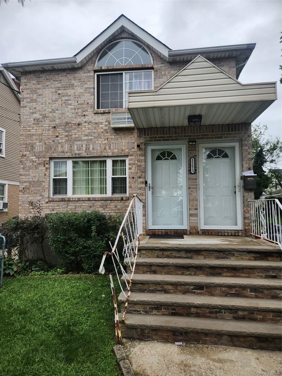 11623 196th Street 2nd Floor, Saint Albans, NY 11412