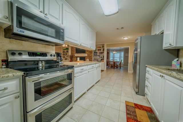 1740 Holly Hill Drive, Camden, AR 71701