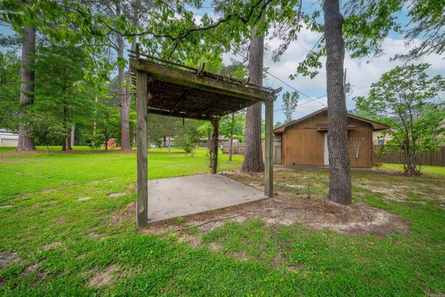 1740 Holly Hill Drive, Camden, AR 71701