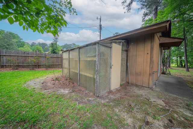 1740 Holly Hill Drive, Camden, AR 71701
