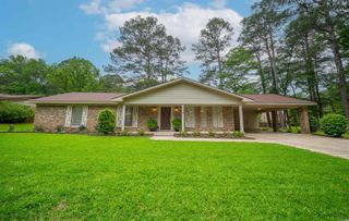 1740 Holly Hill Drive, Camden, AR 71701