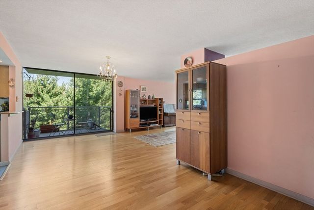 80 Park St 55, Brookline, MA 02446