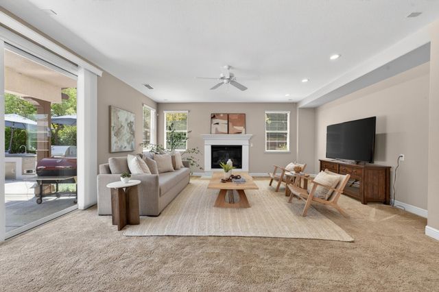 9765 Duckweed St, Roseville, CA 95747