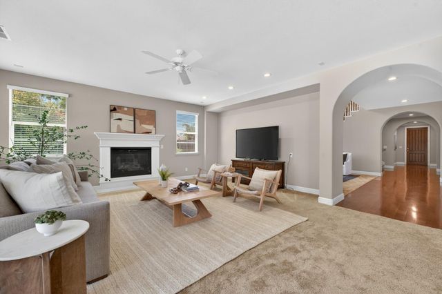 9765 Duckweed St, Roseville, CA 95747
