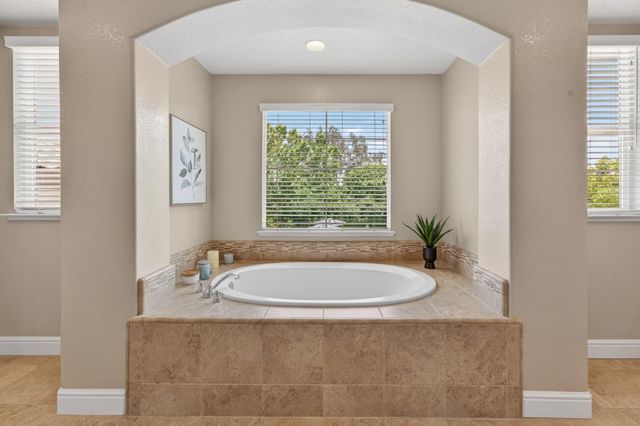 9765 Duckweed St, Roseville, CA 95747