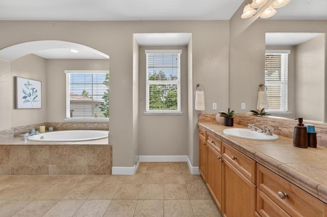 9765 Duckweed St, Roseville, CA 95747