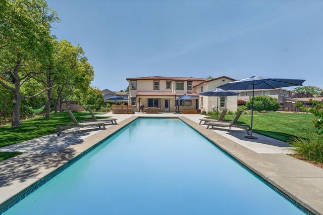 9765 Duckweed St, Roseville, CA 95747