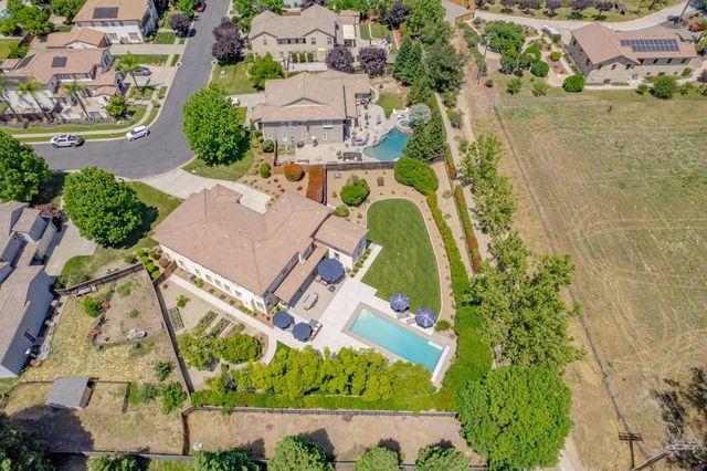 9765 Duckweed St, Roseville, CA 95747