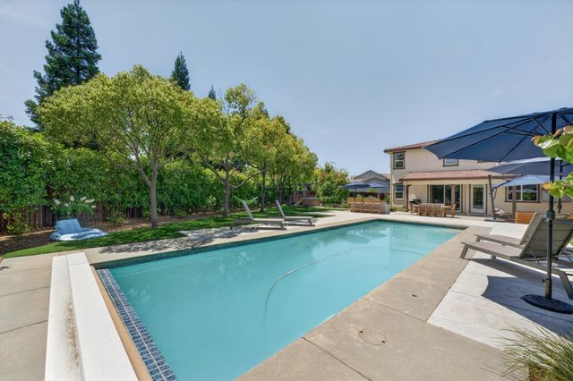9765 Duckweed St, Roseville, CA 95747