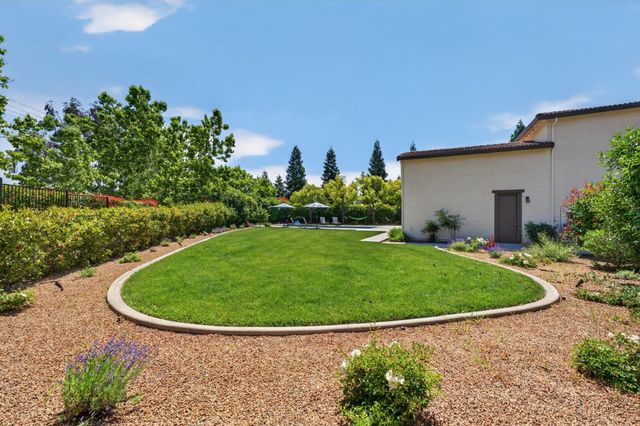 9765 Duckweed St, Roseville, CA 95747