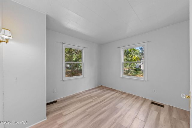 404 Seymour Street, Aberdeen, NC 28315