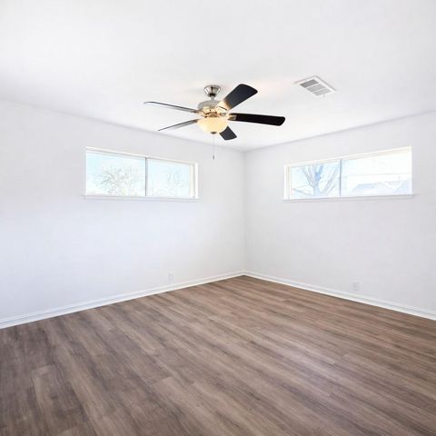 1820 Sunset Avenue, Bay City, TX 77414