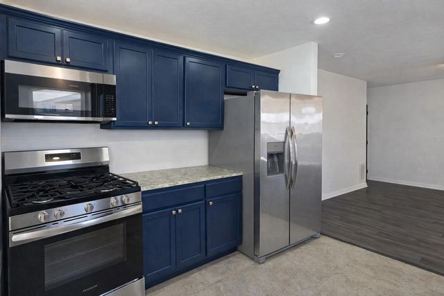 1820 Sunset Avenue, Bay City, TX 77414