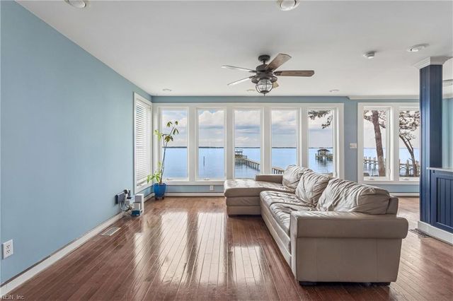 106 Dandy View LN, Yorktown, VA 23692