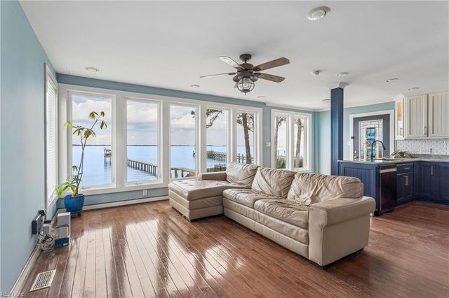 106 Dandy View LN, Yorktown, VA 23692