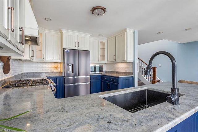 106 Dandy View LN, Yorktown, VA 23692