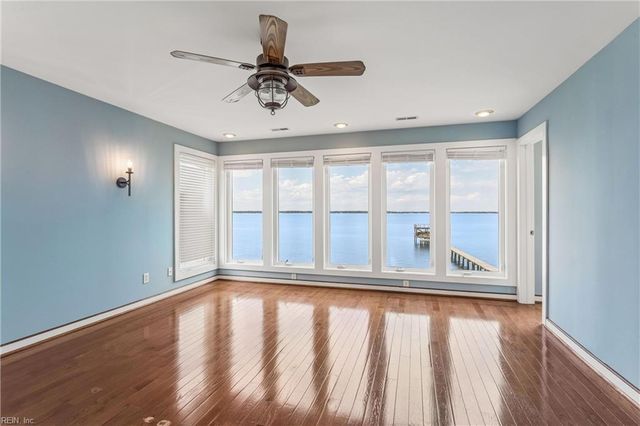 106 Dandy View LN, Yorktown, VA 23692