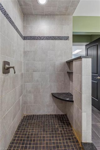 106 Dandy View LN, Yorktown, VA 23692