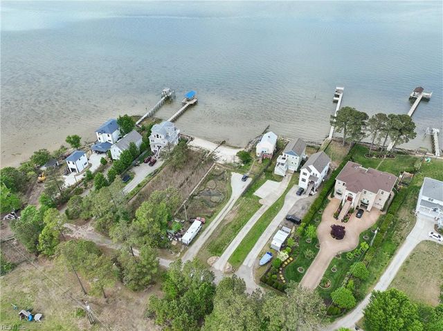 106 Dandy View LN, Yorktown, VA 23692