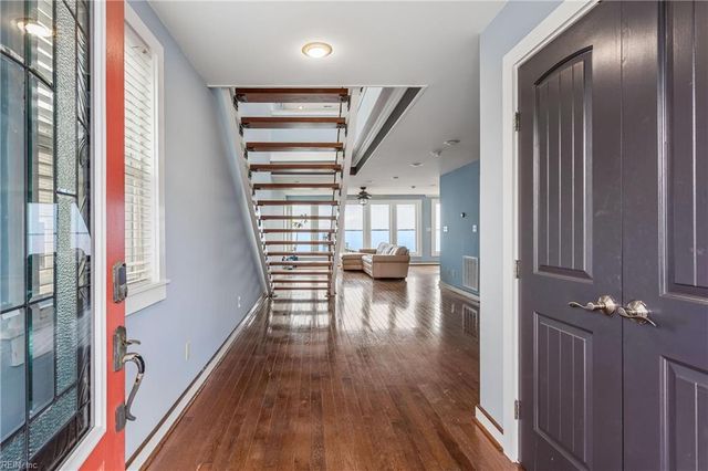 106 Dandy View LN, Yorktown, VA 23692