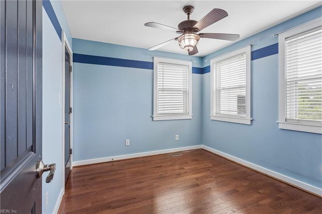 106 Dandy View LN, Yorktown, VA 23692