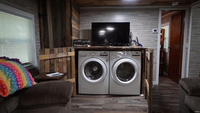 12733 Yellowbanks Trail 69 N, Dale, IN 47523