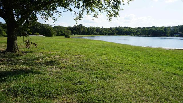 12733 Yellowbanks Trail 69 N, Dale, IN 47523