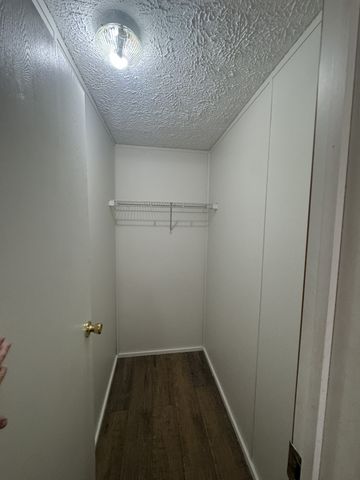 432 Andrews Ave, Hartsville, TN 37074