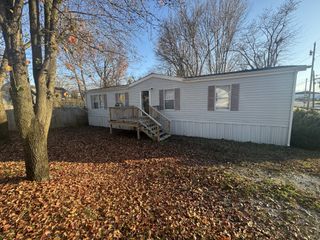 432 Andrews Ave, Hartsville, TN 37074