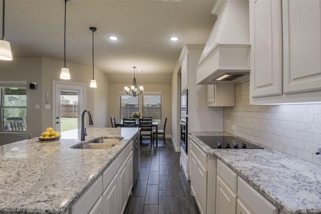 173 Hackney Street, Waxahachie, TX 75165