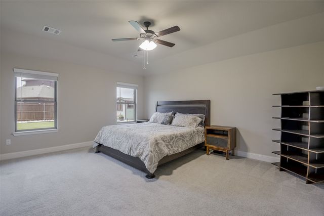 173 Hackney Street, Waxahachie, TX 75165