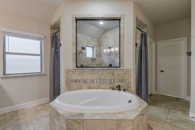 173 Hackney Street, Waxahachie, TX 75165