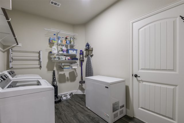 173 Hackney Street, Waxahachie, TX 75165