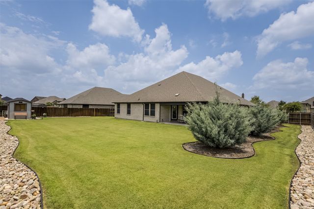 173 Hackney Street, Waxahachie, TX 75165