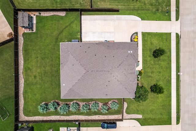 173 Hackney Street, Waxahachie, TX 75165
