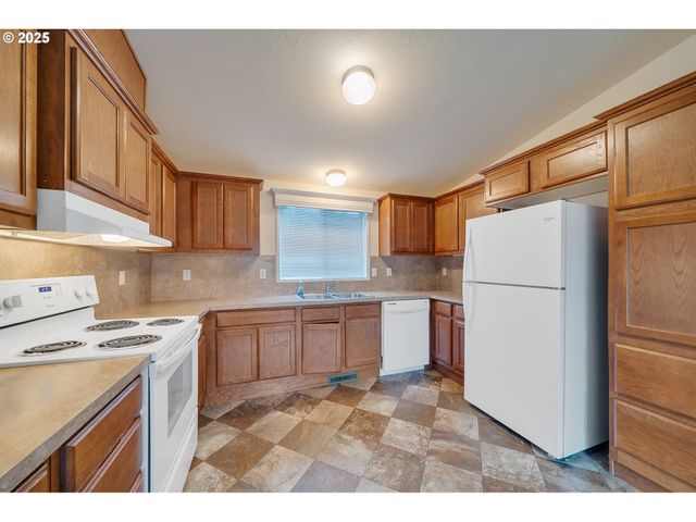 11630 ERNST Ct, Nehalem, OR 97131